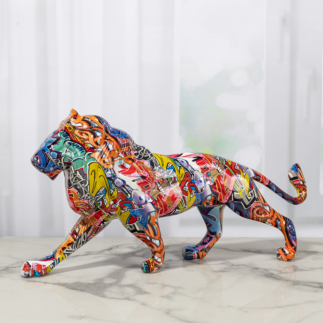 Bold Lion Pride Decorative Showpiece