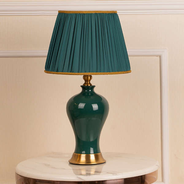 The Green Comet Antique Decorative Table Lamp - Medium