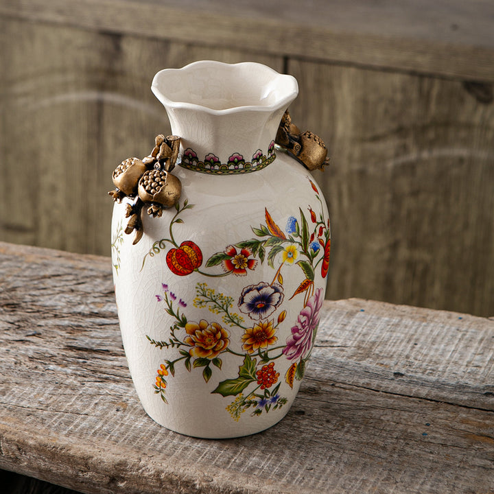 Jardin Majestique Room Decorative Vase & Showpiece