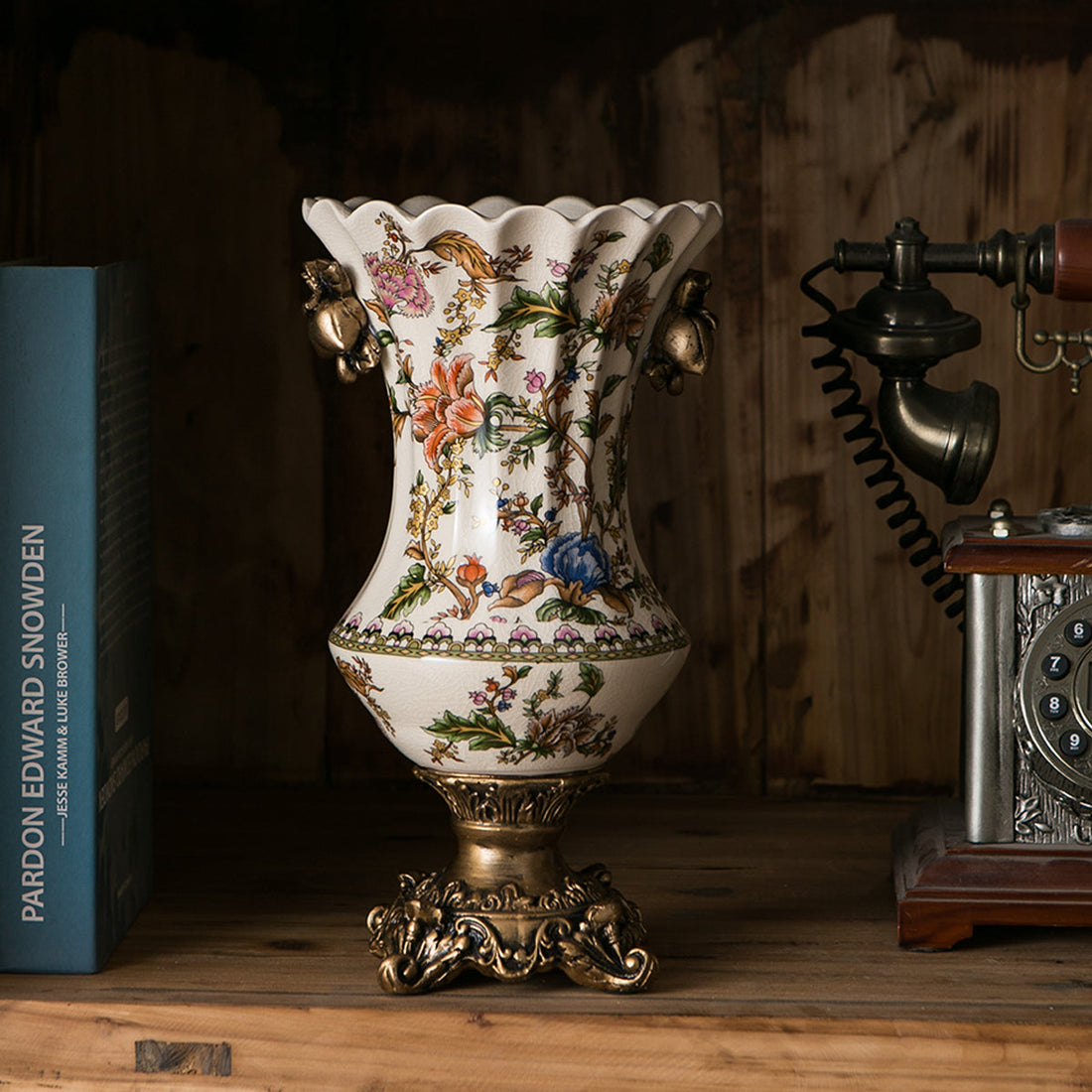 Emerald Opulence Decorative Ceramic Vase & Showpiece