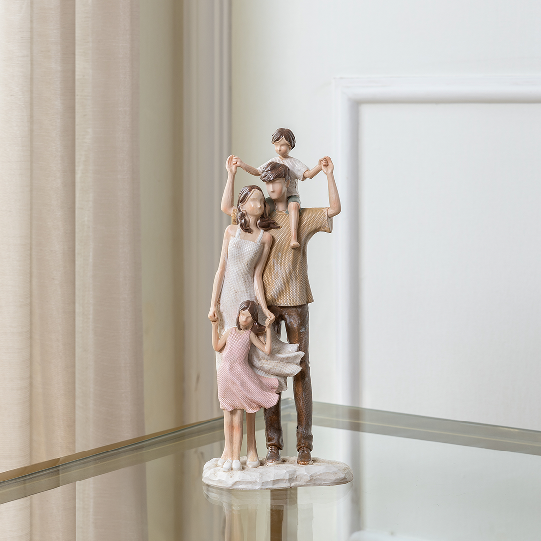 Forever Family Moment Home Decoration Showpiece & Table Decorative Showpiece