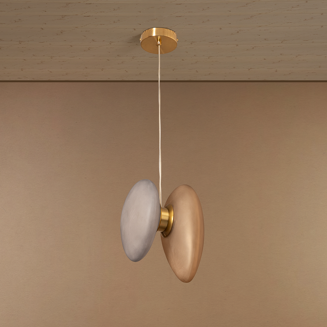 Eclipse Pebble Pendant Light For Living Room & Home Decoration item