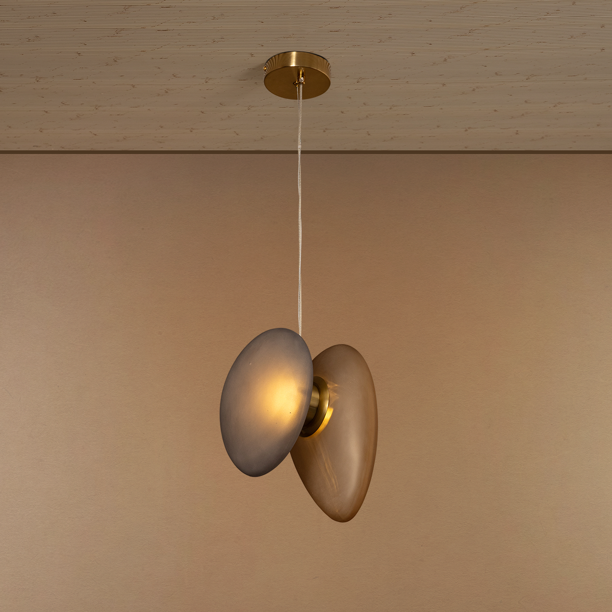 Eclipse Pebble Pendant Light For Living Room & Home Decoration item